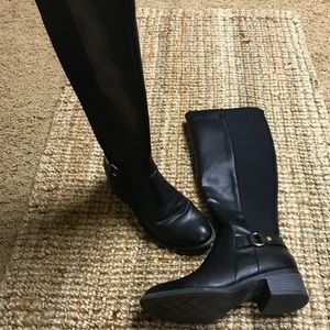 Black boots